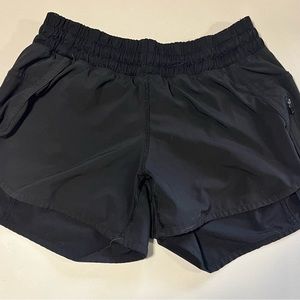 Lululemon Tracker Short 5”
